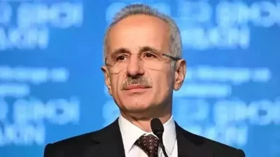 Ulaştırma ve Altyapı Bakanı Abdulkadir