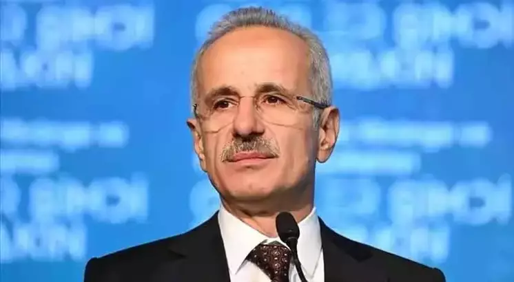 Ulaştırma ve Altyapı Bakanı Abdulkadir